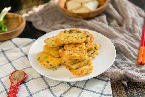 娱乐吃瓜酱脆皮大学生,揭秘“吃瓜酱脆皮大学生”的趣味生活